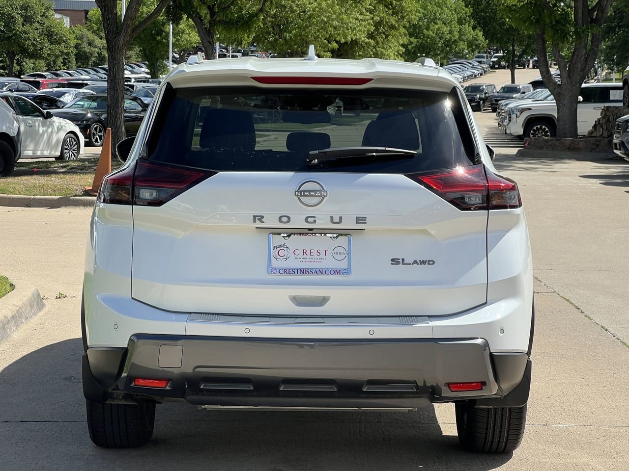 Certified 2025 Nissan Rogue SL image 5