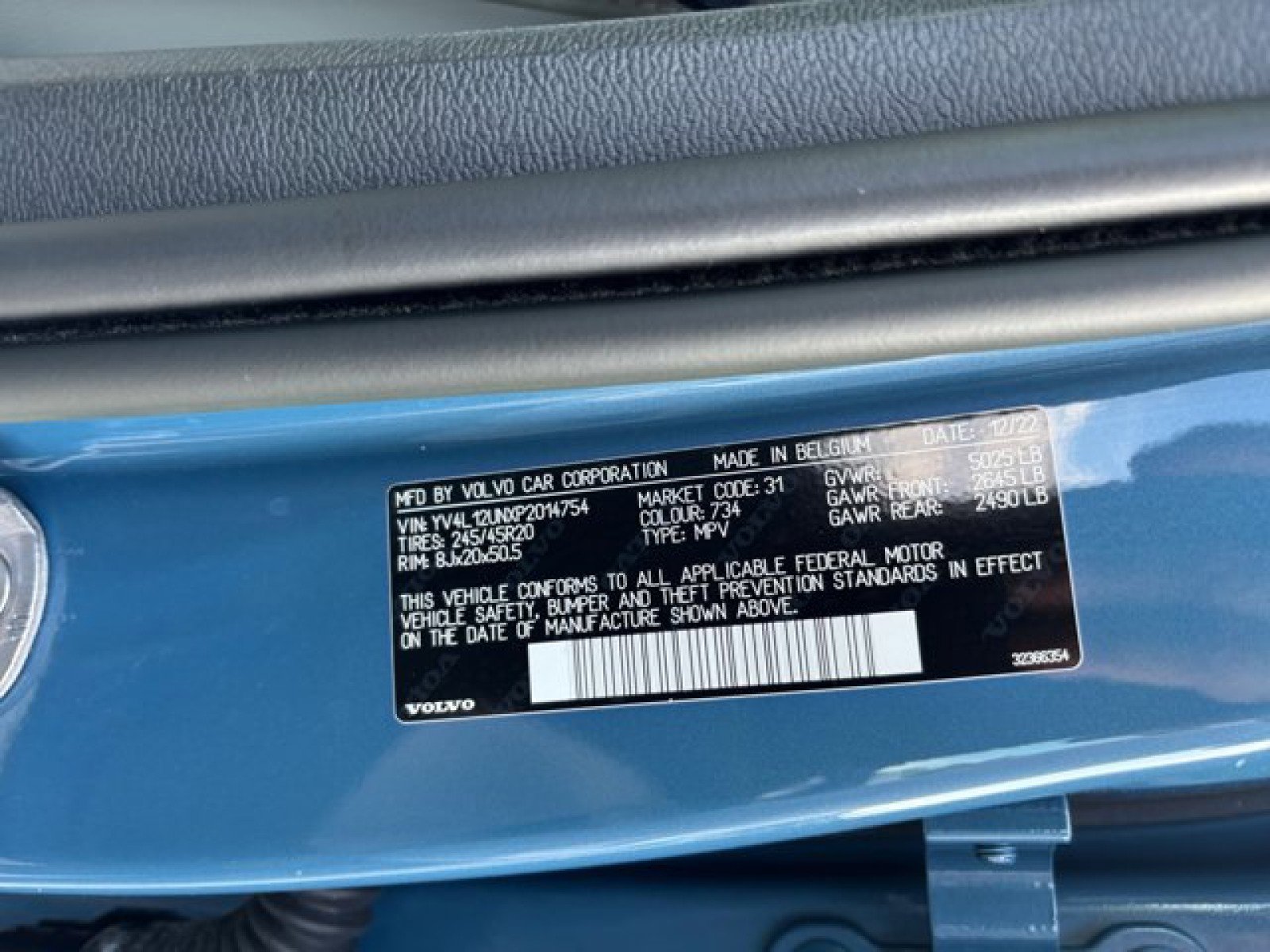 Used 2023 Volvo XC40 B5 Plus w/ Driver Assist Package image 23