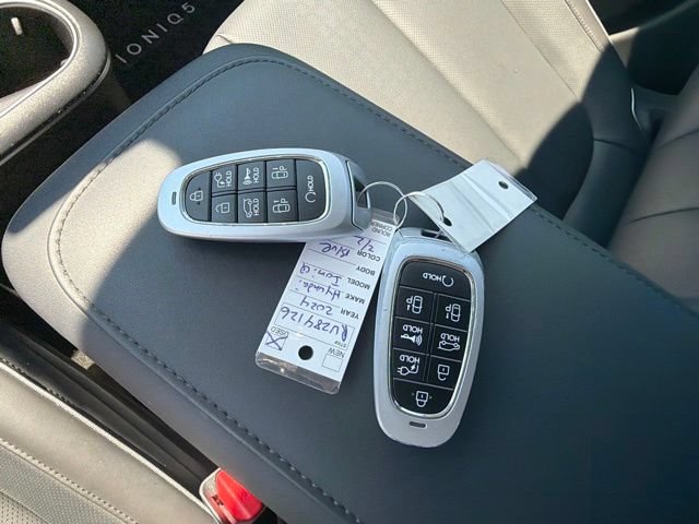 Used 2024 Hyundai Ioniq 5 Limited RWD image 32
