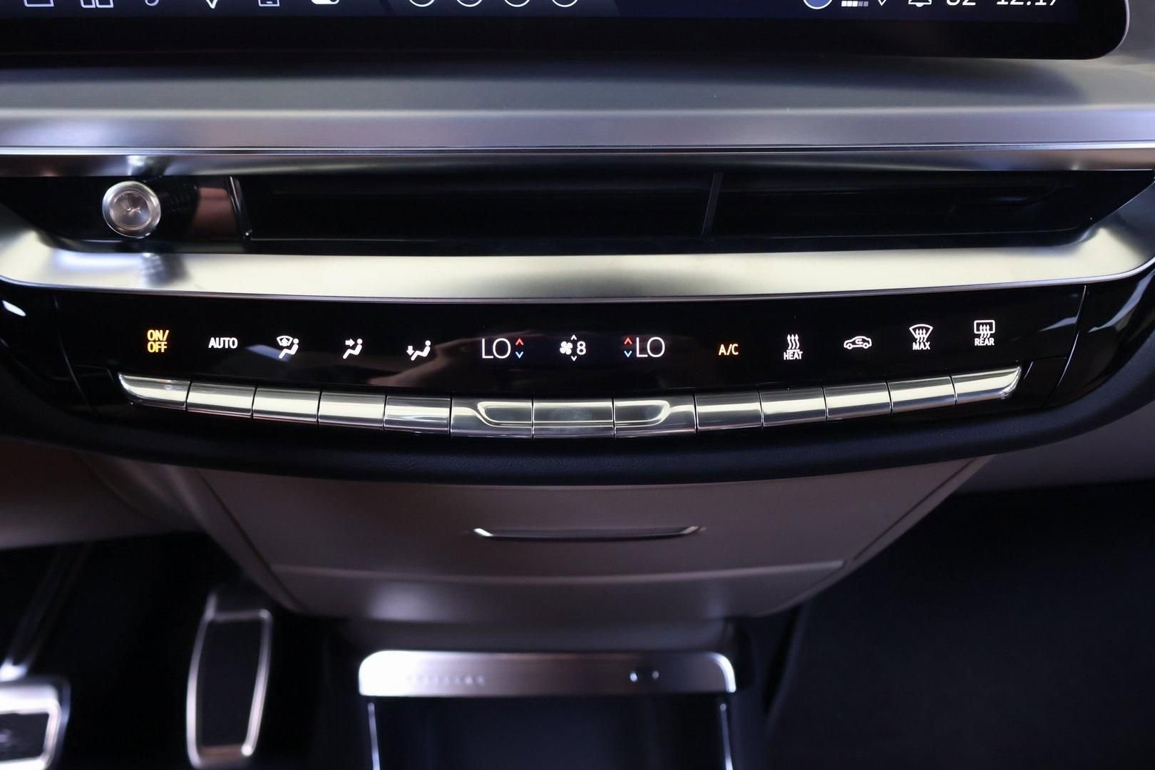 New 2026 Cadillac Lyriq V w/ LPO, Floor Liner Package image 27