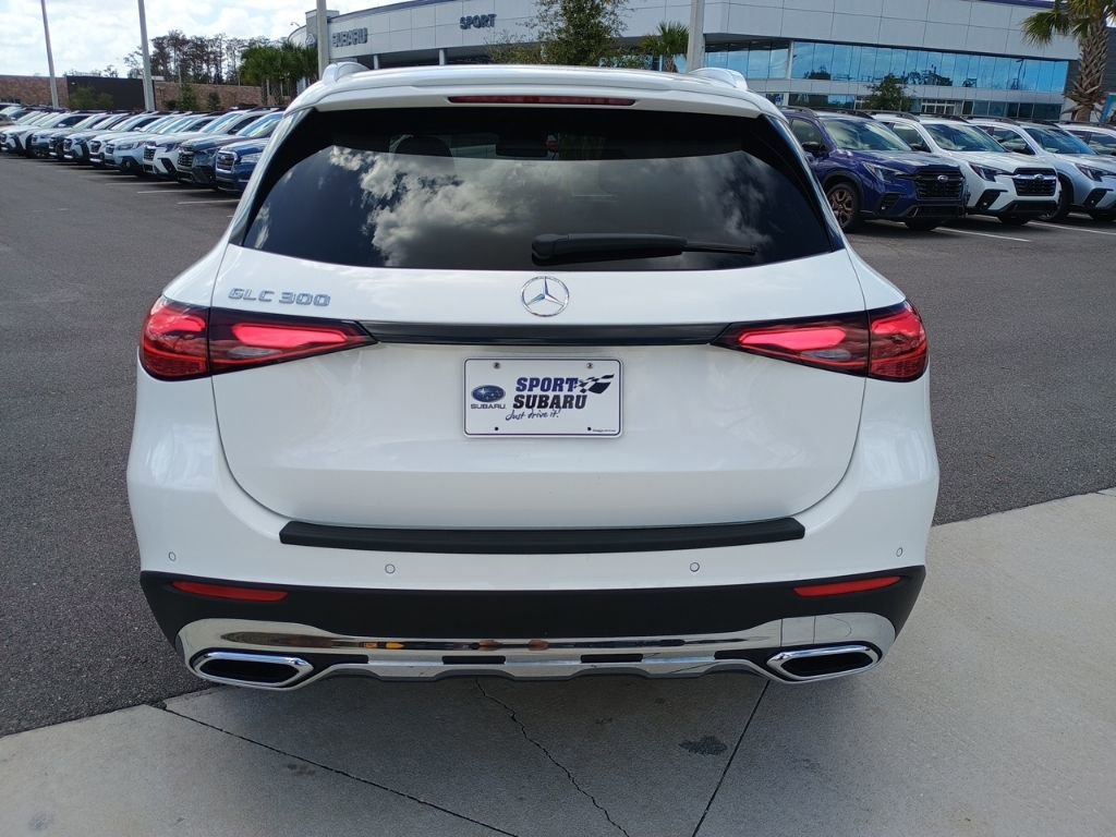 Used 2025 Mercedes-Benz GLC 300 image 6