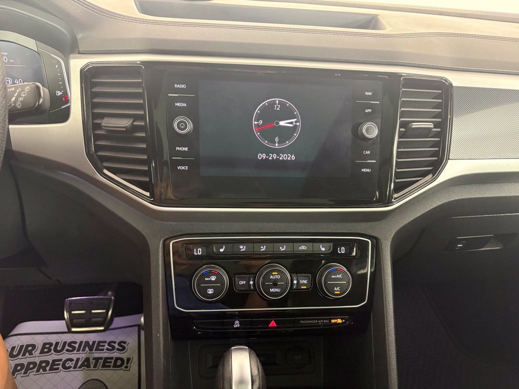 Used 2023 Volkswagen Atlas Cross Sport SEL R-Line AWD/4WD image 23