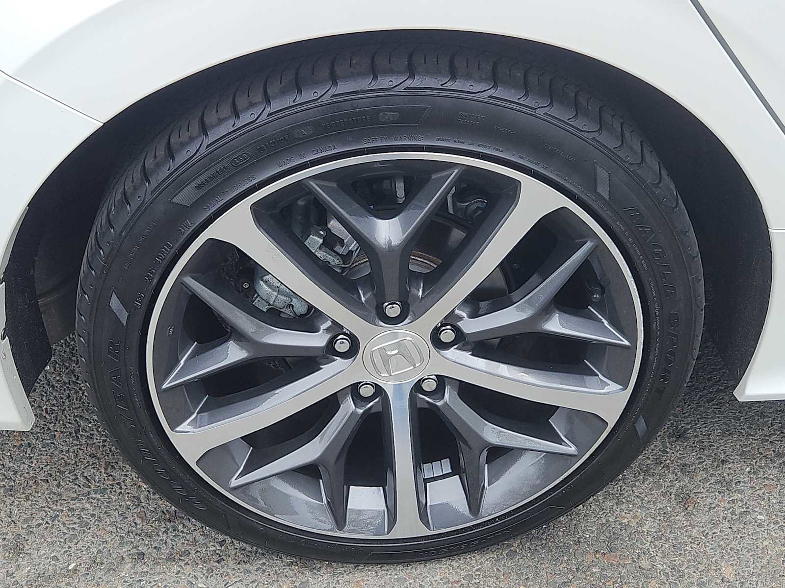 Used 2024 Honda Civic Touring image 9