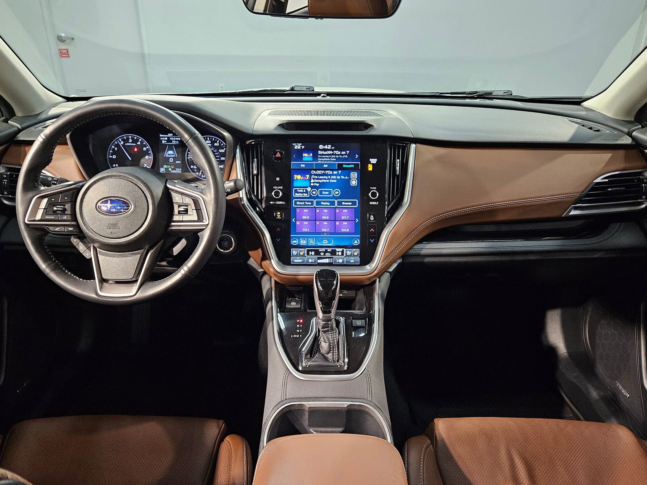 Used 2021 Subaru Outback Touring w/ Popular Package #2 image 10