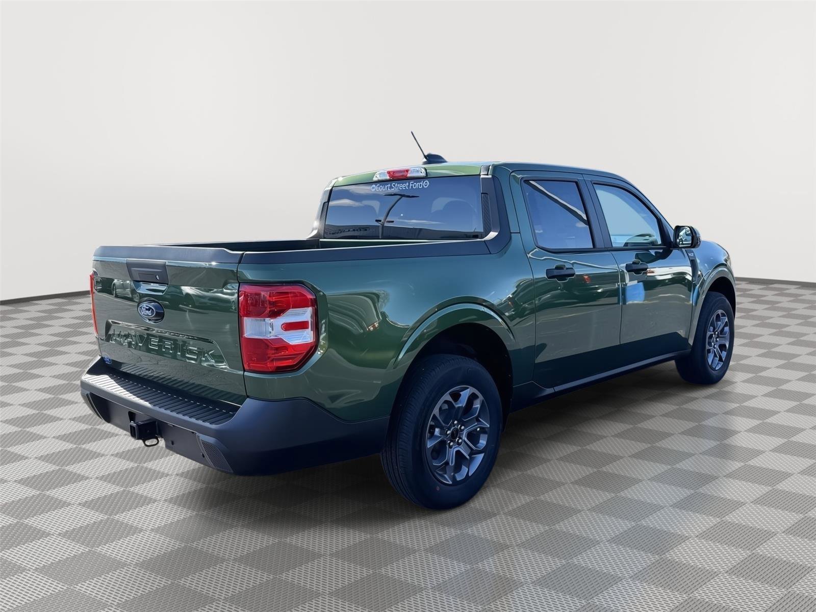 New 2025 Ford Maverick XLT w/ Equipment Group 301A image 3