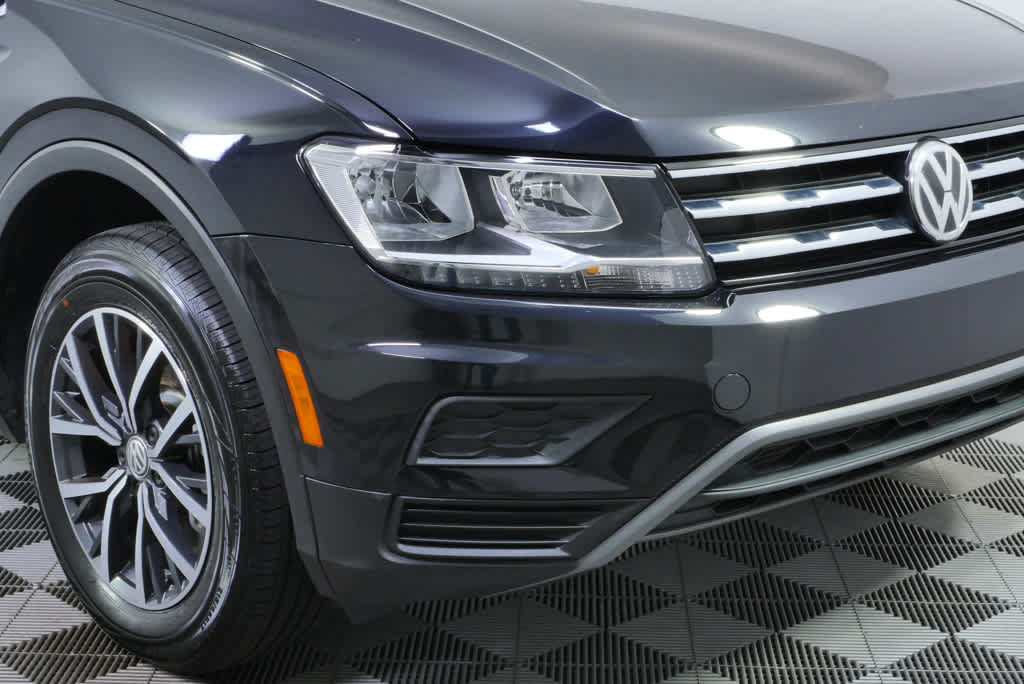 Certified 2020 Volkswagen Tiguan SE FWD image 37