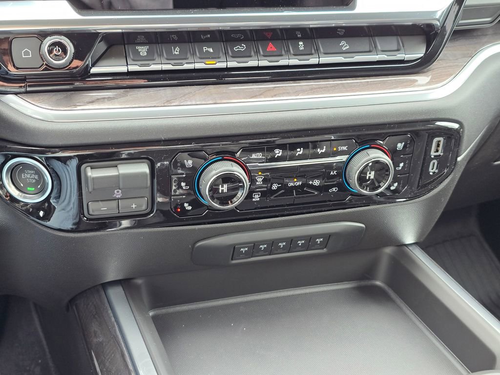 New 2026 Chevrolet Silverado 3500 LTZ w/ LTZ Plus Package image 27