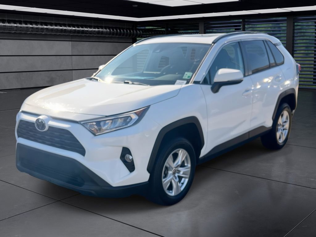 Used 2021 Toyota RAV4 XLE image 1