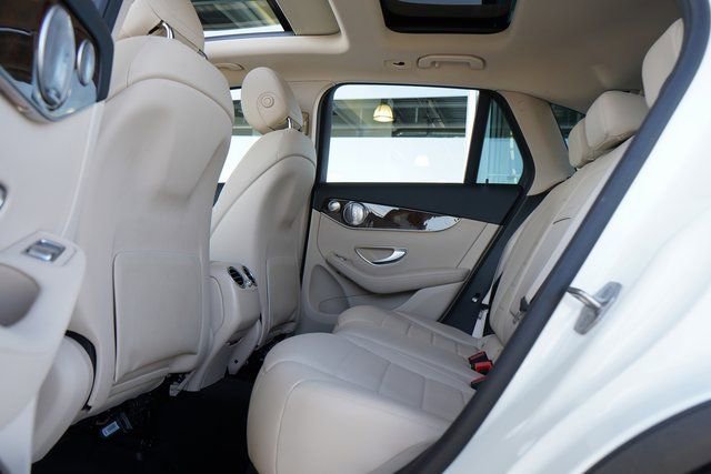Used 2017 Mercedes-Benz GLC 300 GLC 300 image 28