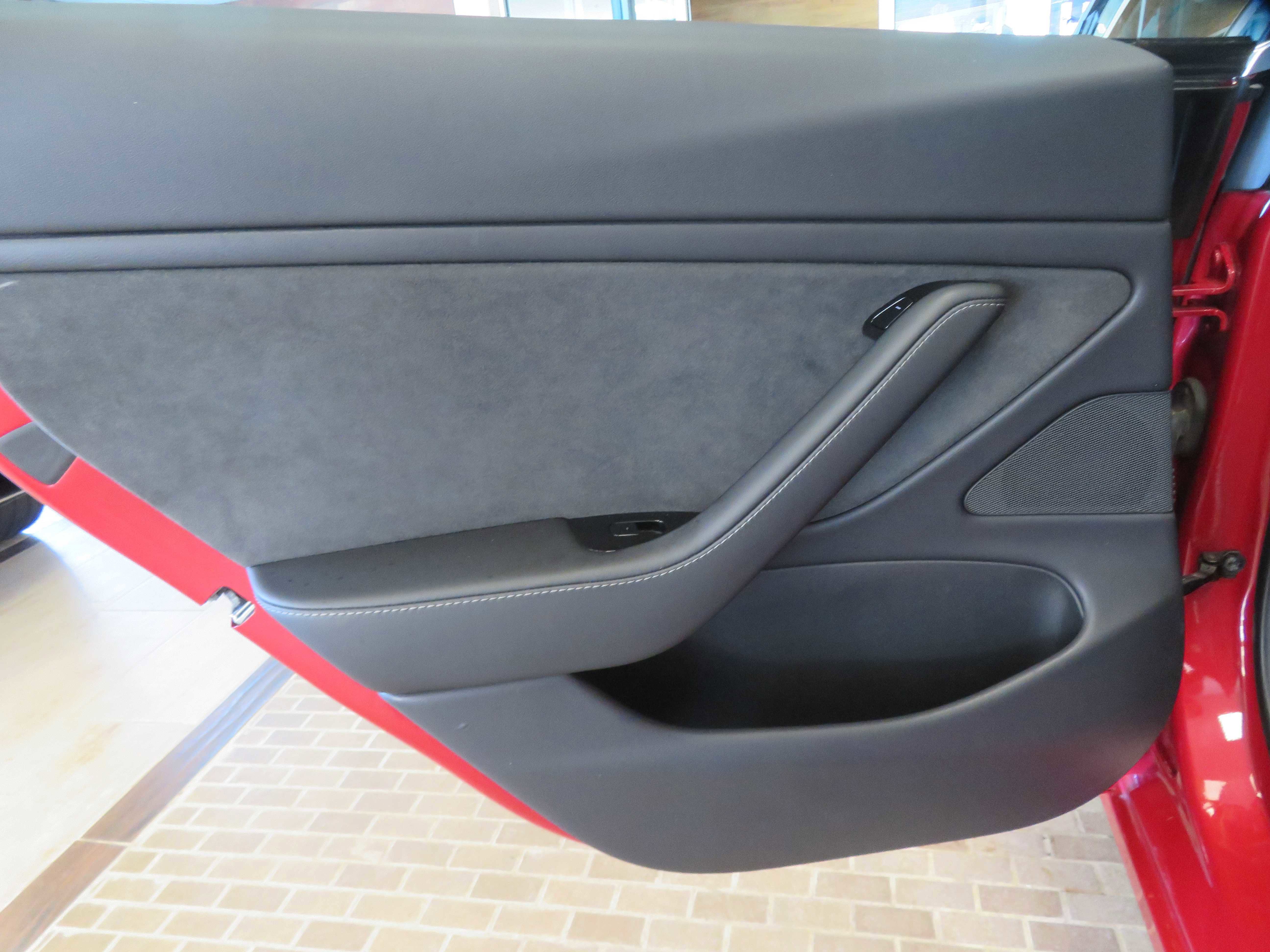 Used 2018 Tesla Model 3 Performance image 17