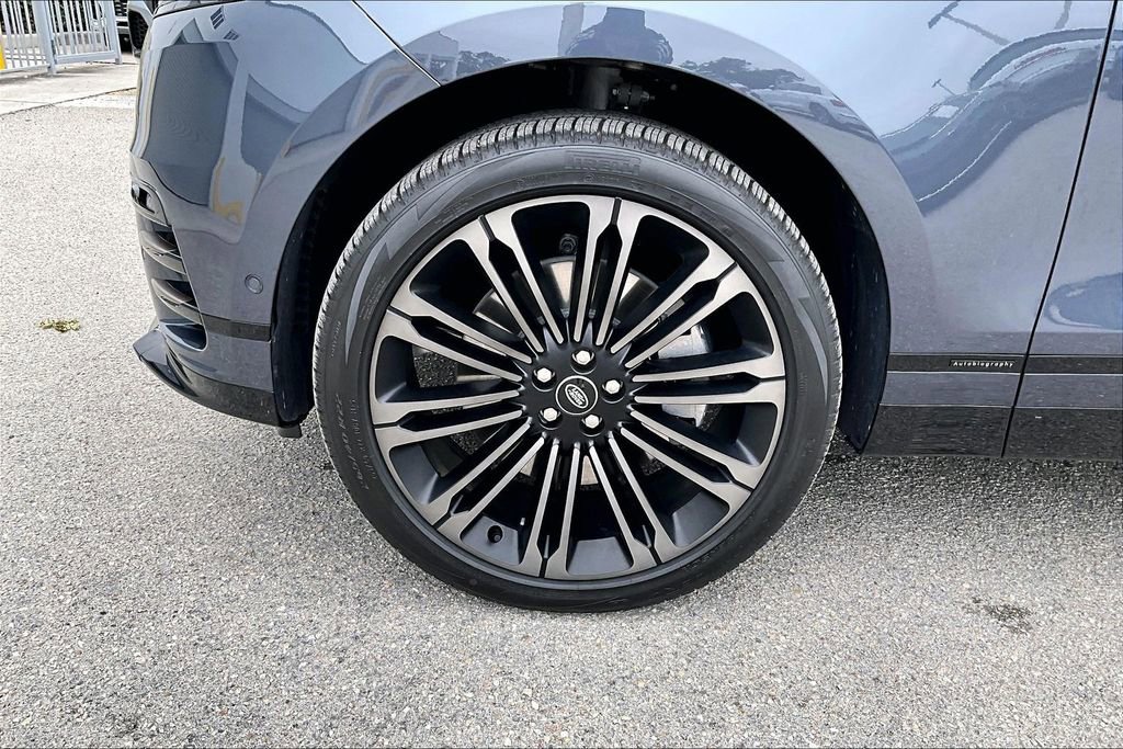 Used 2026 Land Rover Range Rover Velar Autobiography image 13