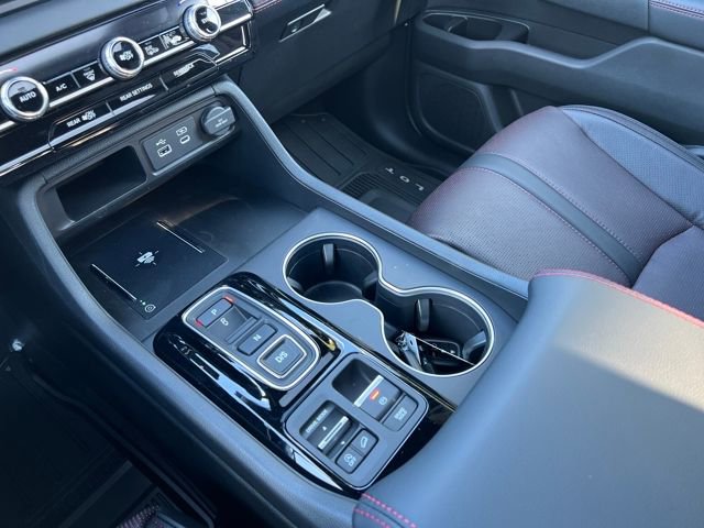 New 2025 Honda Pilot Black Edition image 27