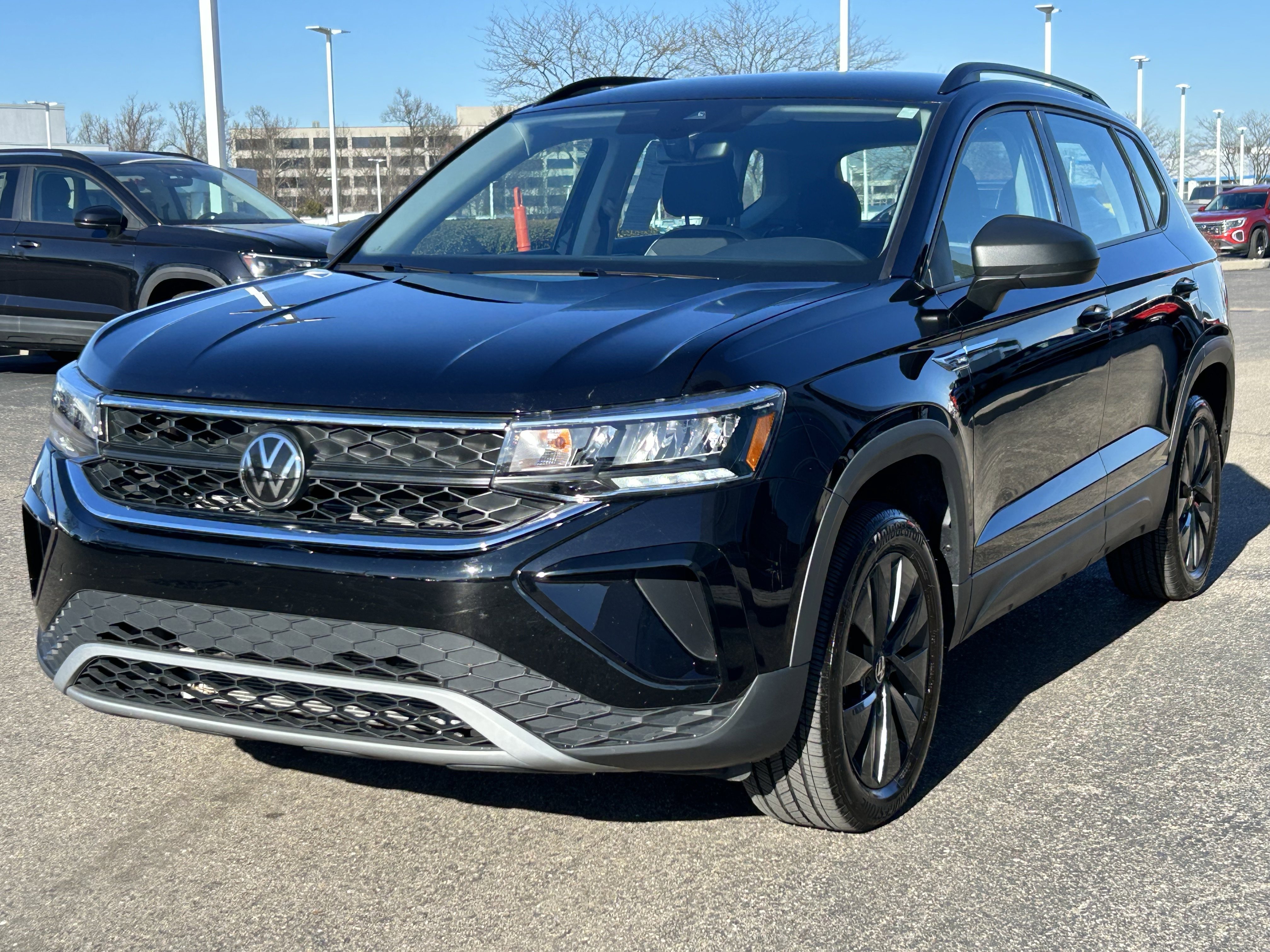 Certified 2024 Volkswagen Taos S image 3