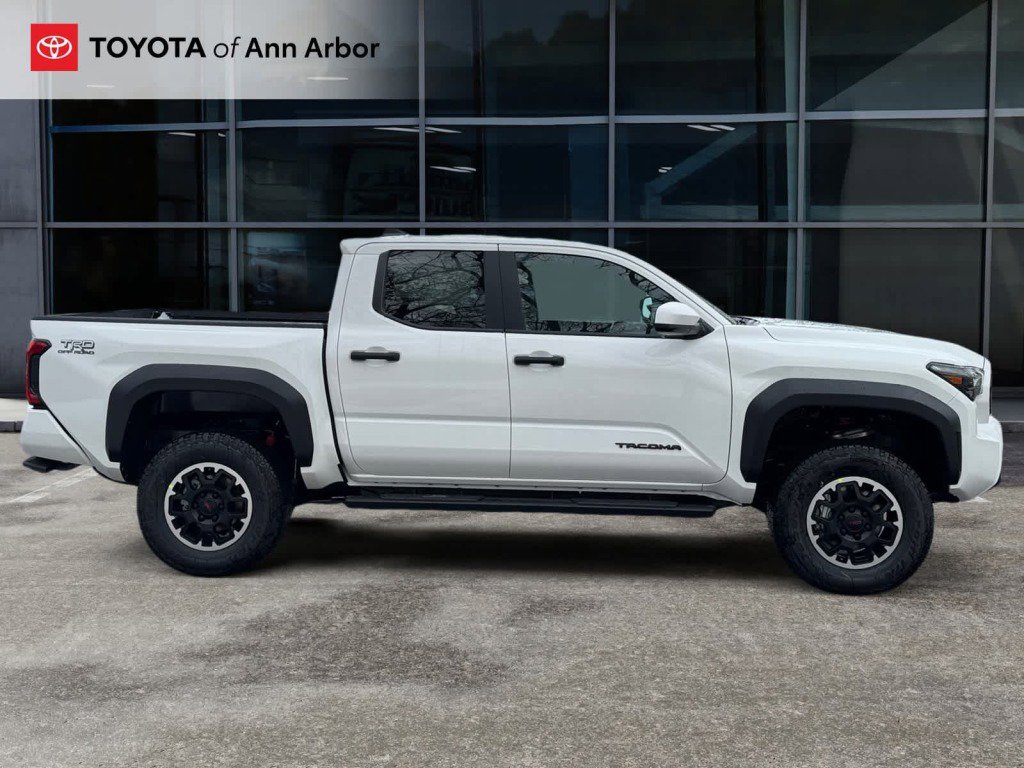 New 2025 Toyota Tacoma TRD Off-Road image 10