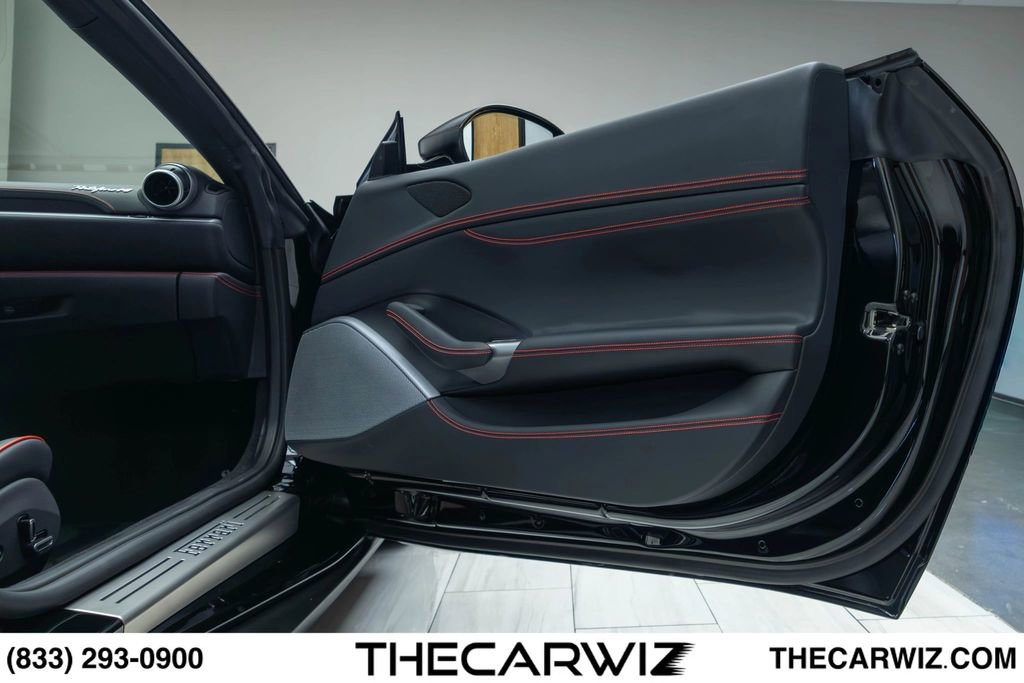 Used 2022 Ferrari Portofino M RWD image 67