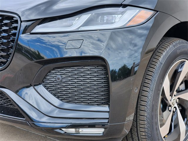 Used 2026 Jaguar F-PACE R-Dynamic S image 5