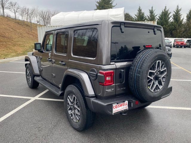 New 2026 Jeep Wrangler Unlimited Sahara AWD/4WD image 5