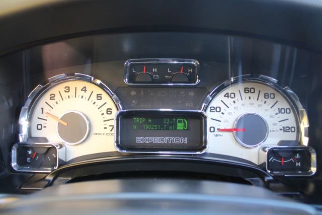 Used 2012 Ford Expedition EL King Ranch RWD image 18