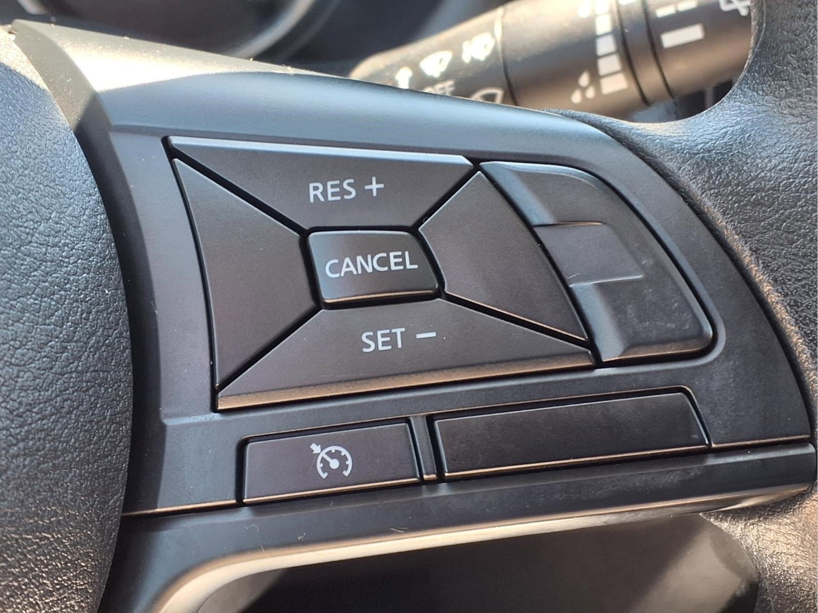 Used 2023 Nissan Kicks S FWD image 18