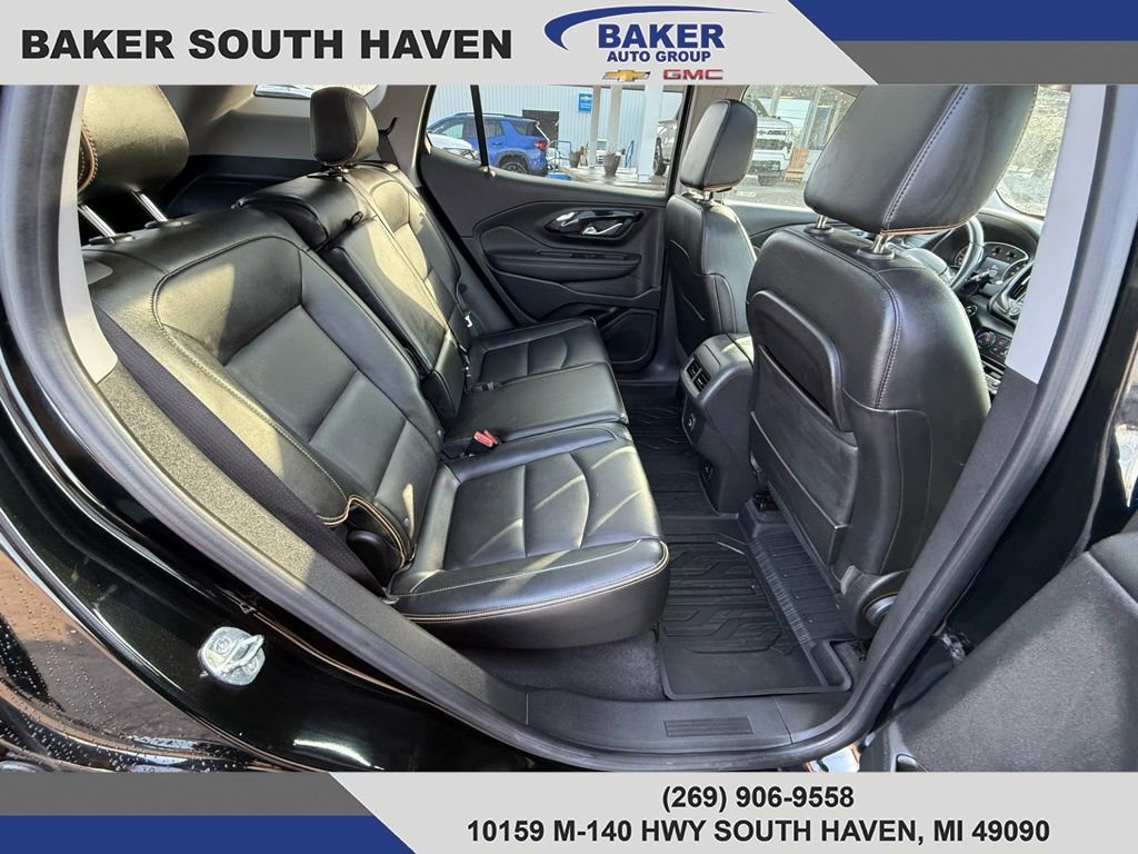 Used 2022 GMC Terrain AT4 w/ LPO, Floor Liner Package image 10