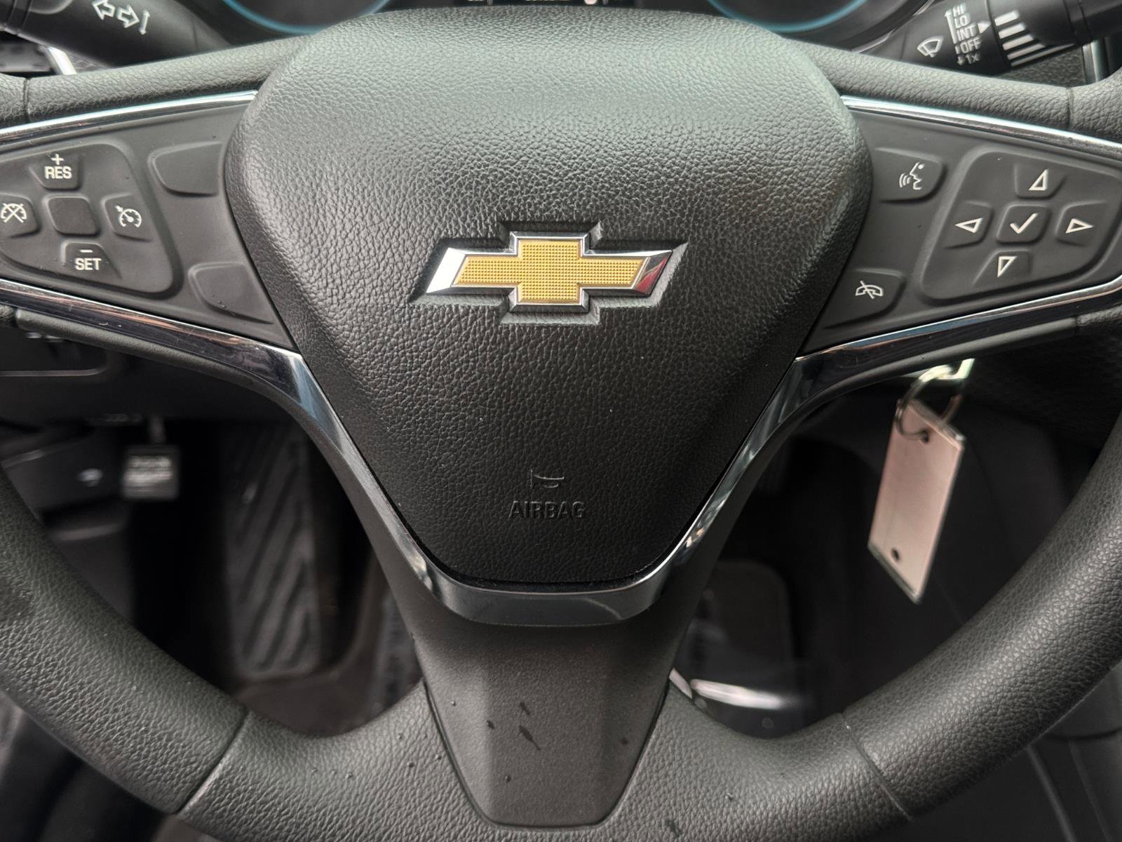 Used 2017 Chevrolet Cruze LT image 19