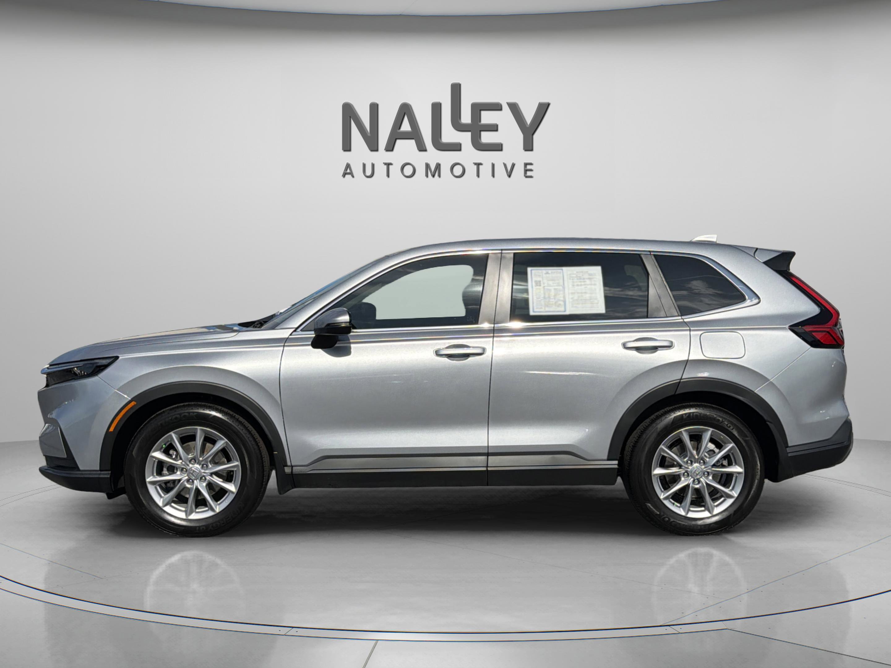 Used 2026 Honda CR-V EX image 3