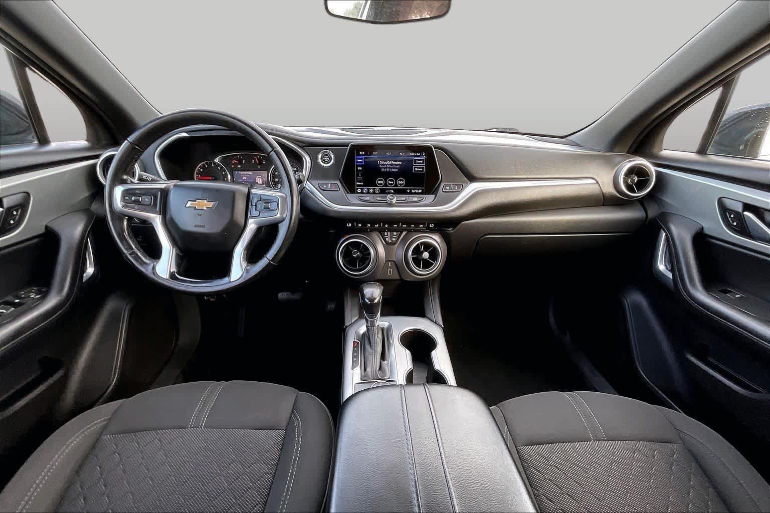 Used 2020 Chevrolet Blazer LT FWD image 15