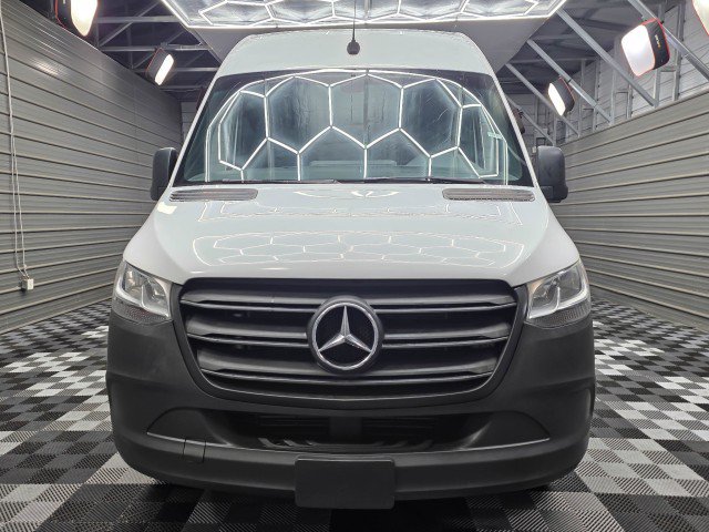 Used 2022 Mercedes-Benz Sprinter 2500 image 4