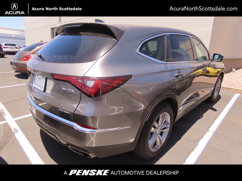Used 2024 Acura MDX SH-AWD image 3