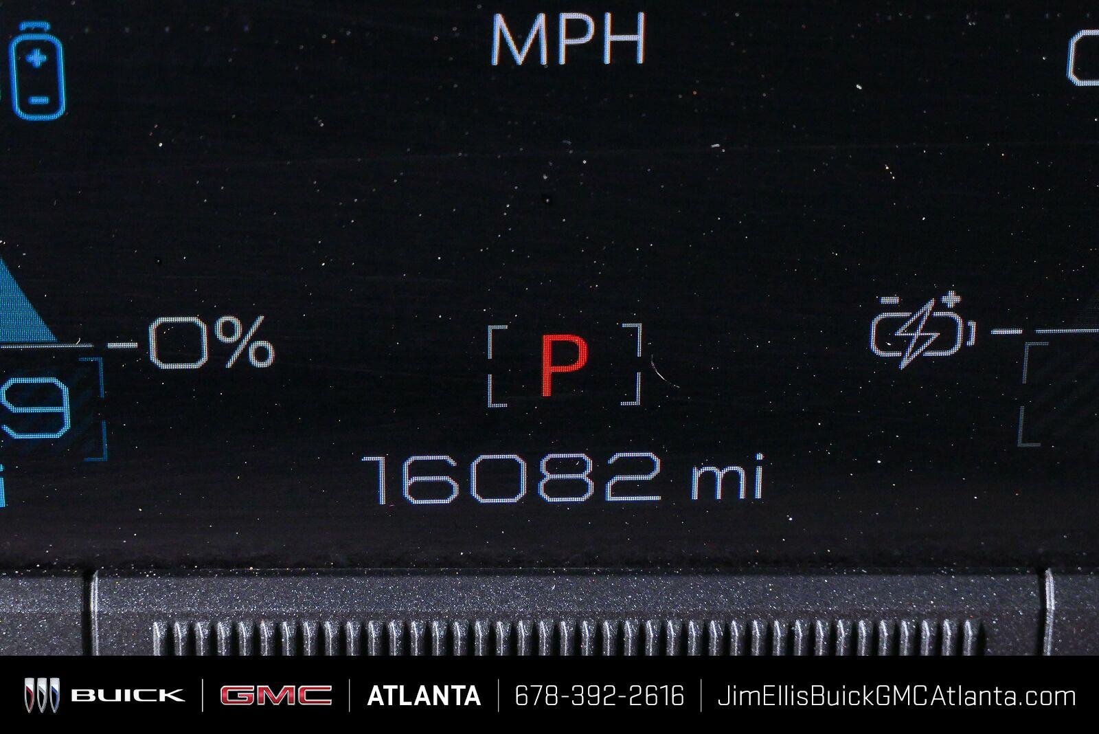 Used 2024 GMC Hummer EV 3X AWD/4WD image 10
