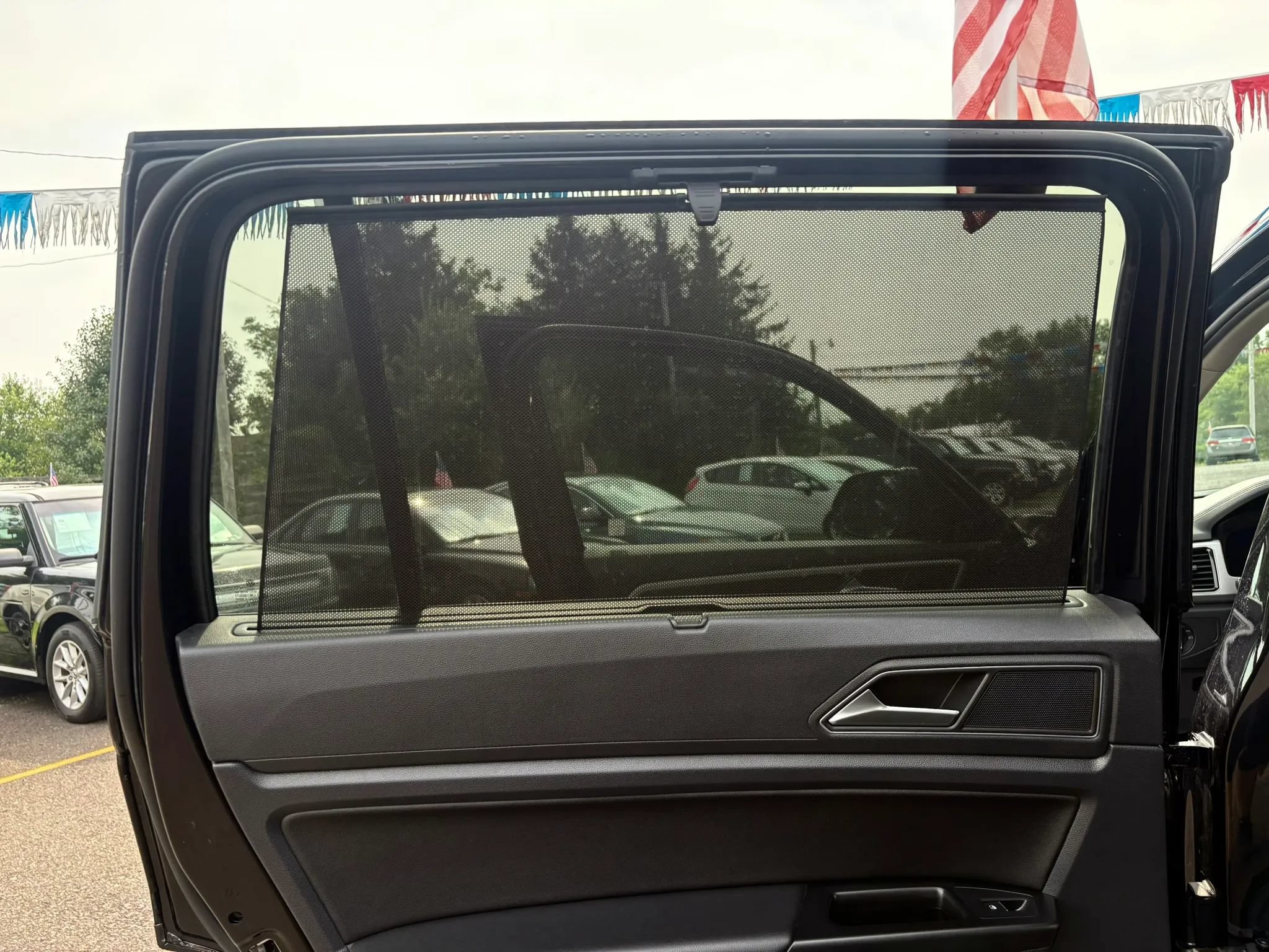 Used 2019 Volkswagen Atlas SEL AWD/4WD image 12