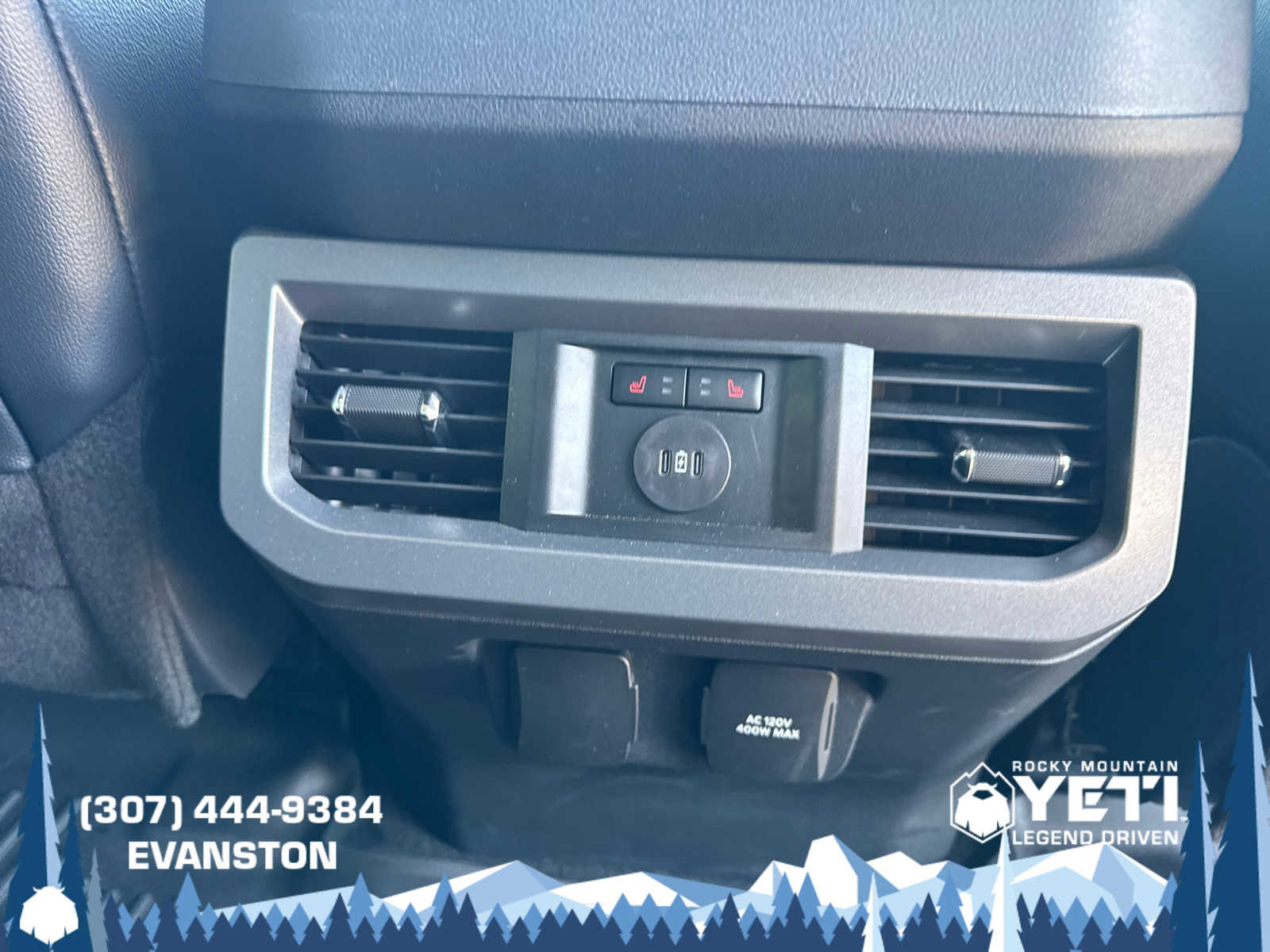 Used 2024 Ford F350 Lariat w/ Sport Appearance Package image 15