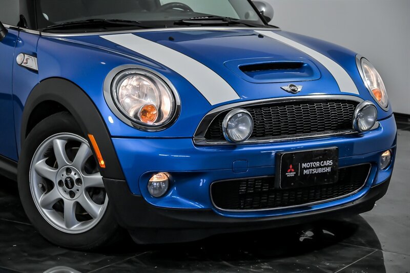 Used 2009 MINI Cooper S FWD image 2
