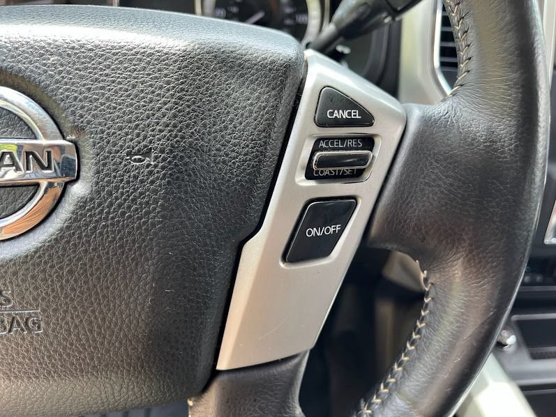 Used 2018 Nissan Titan PRO-4X w/ Pro-4x Convenience Package AWD/4WD image 16