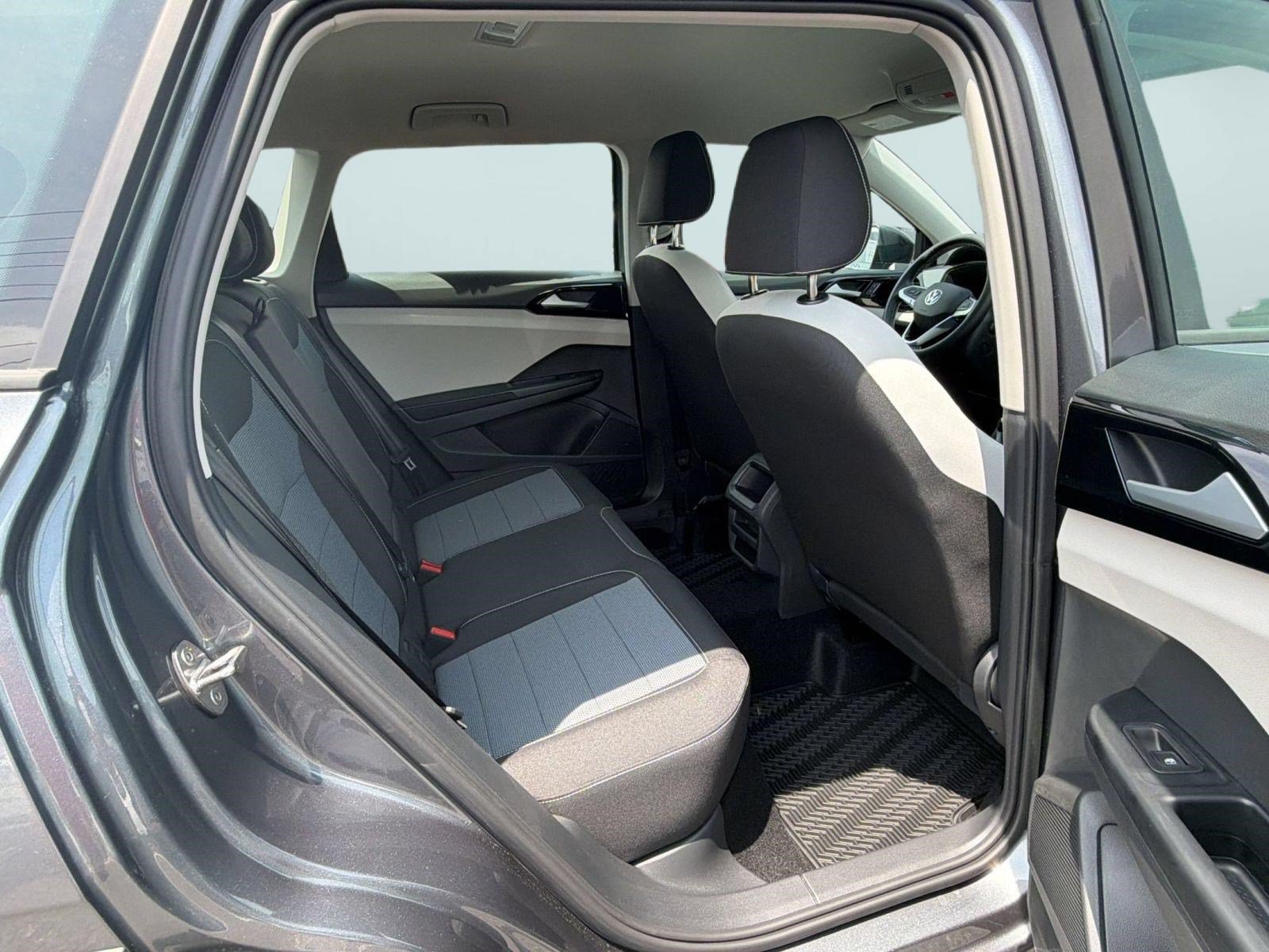New 2026 Volkswagen Taos S FWD image 27