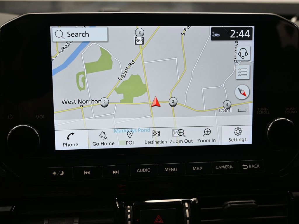 Used 2023 Nissan Pathfinder SL w/ Black Appearance Package image 24