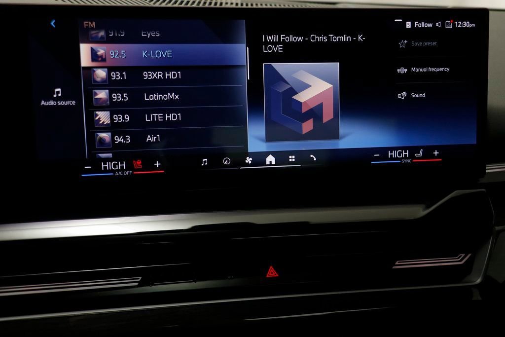 Used 2025 BMW 530i xDrive image 9