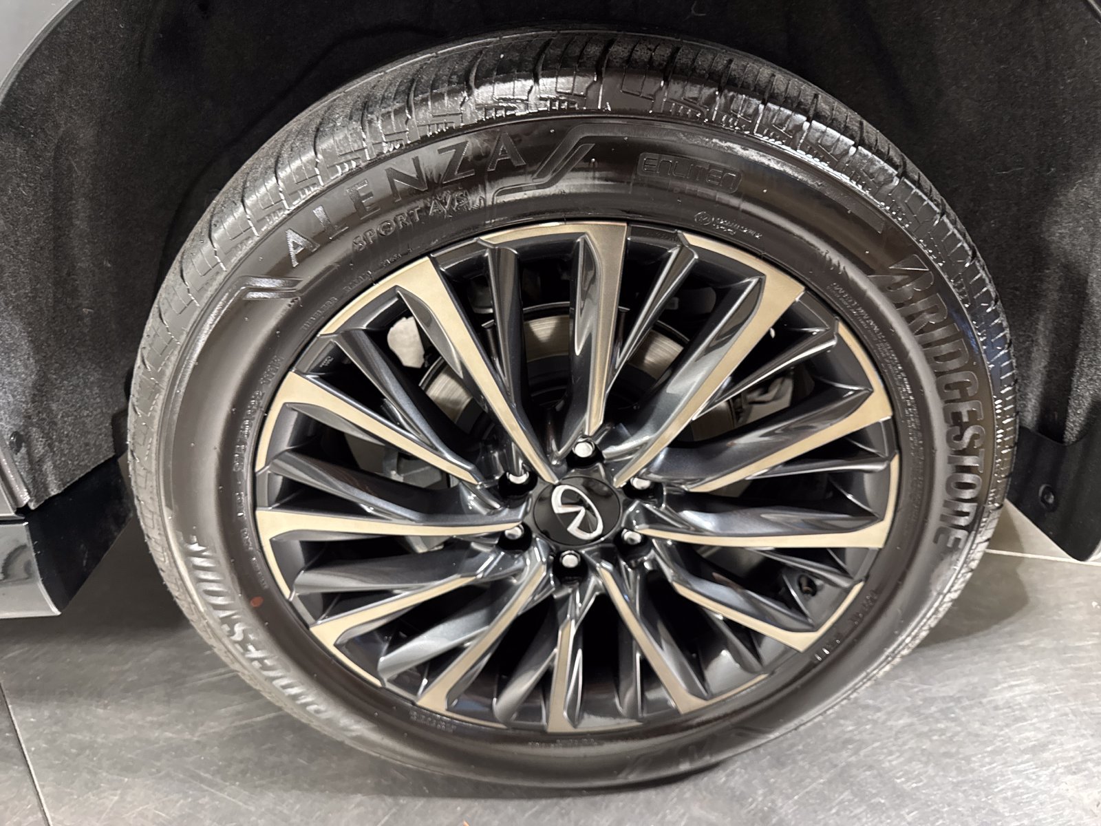 Certified 2026 INFINITI QX80 Autograph AWD/4WD image 12