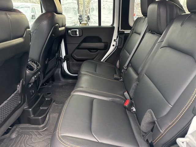 Used 2024 Jeep Wrangler Sahara image 24