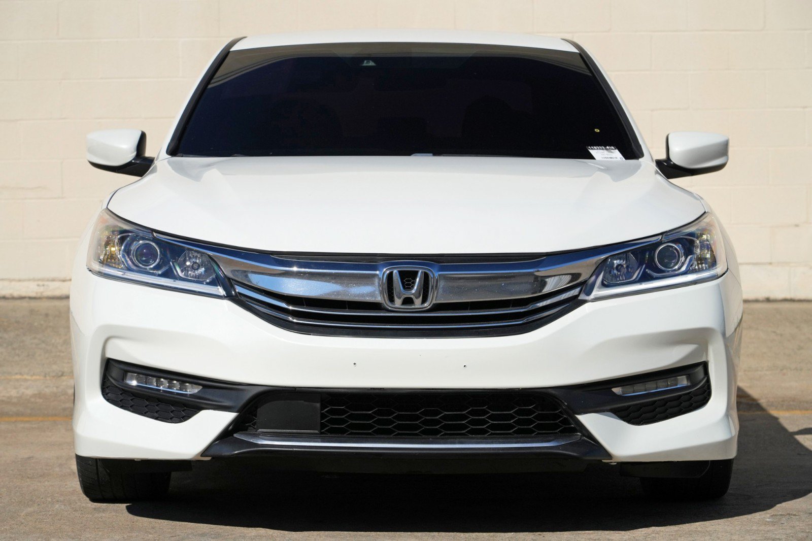 Used 2017 Honda Accord Sport image 6
