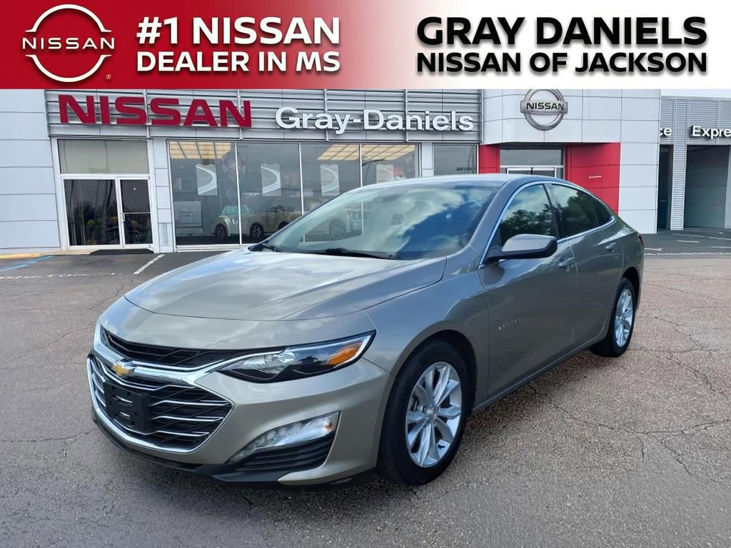 Used 2025 Chevrolet Malibu LT FWD image 3