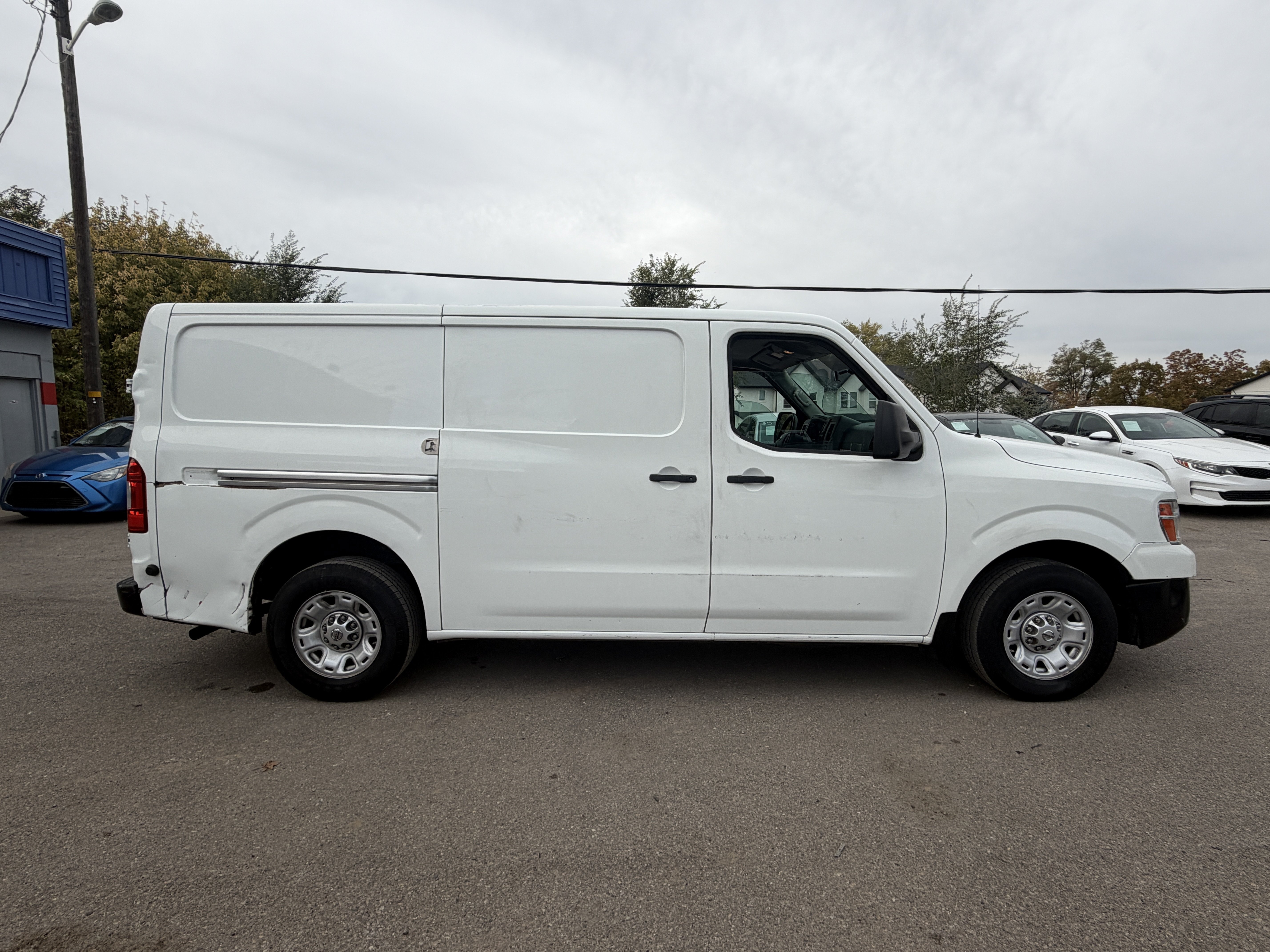 Used 2016 Nissan NV 1500 SV w/ Technology Package RWD image 8