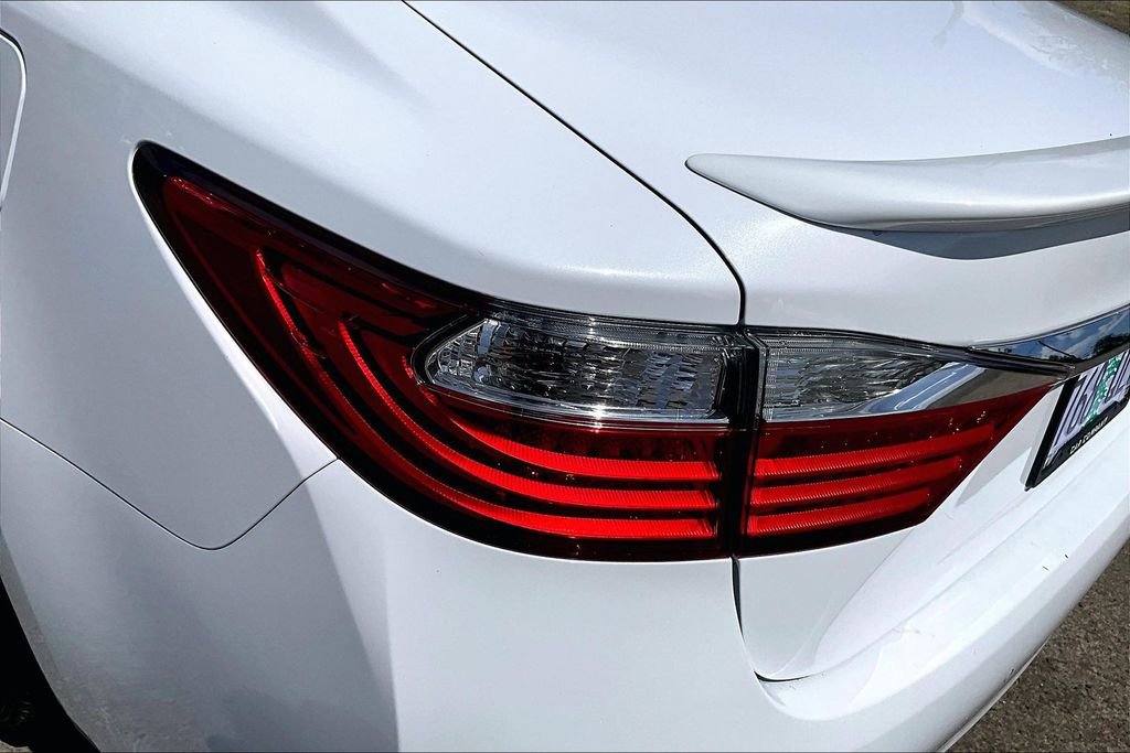 Used 2015 Lexus ES 350 FWD image 28