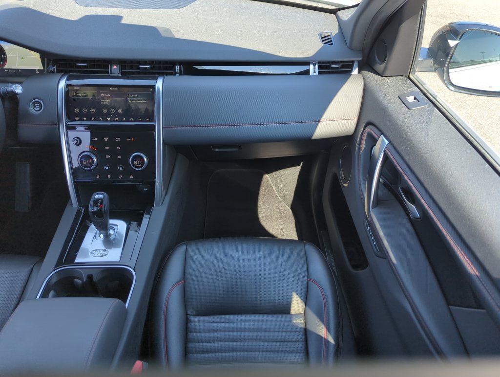Used 2020 Land Rover Discovery Sport SE R-Dynamic AWD/4WD image 16