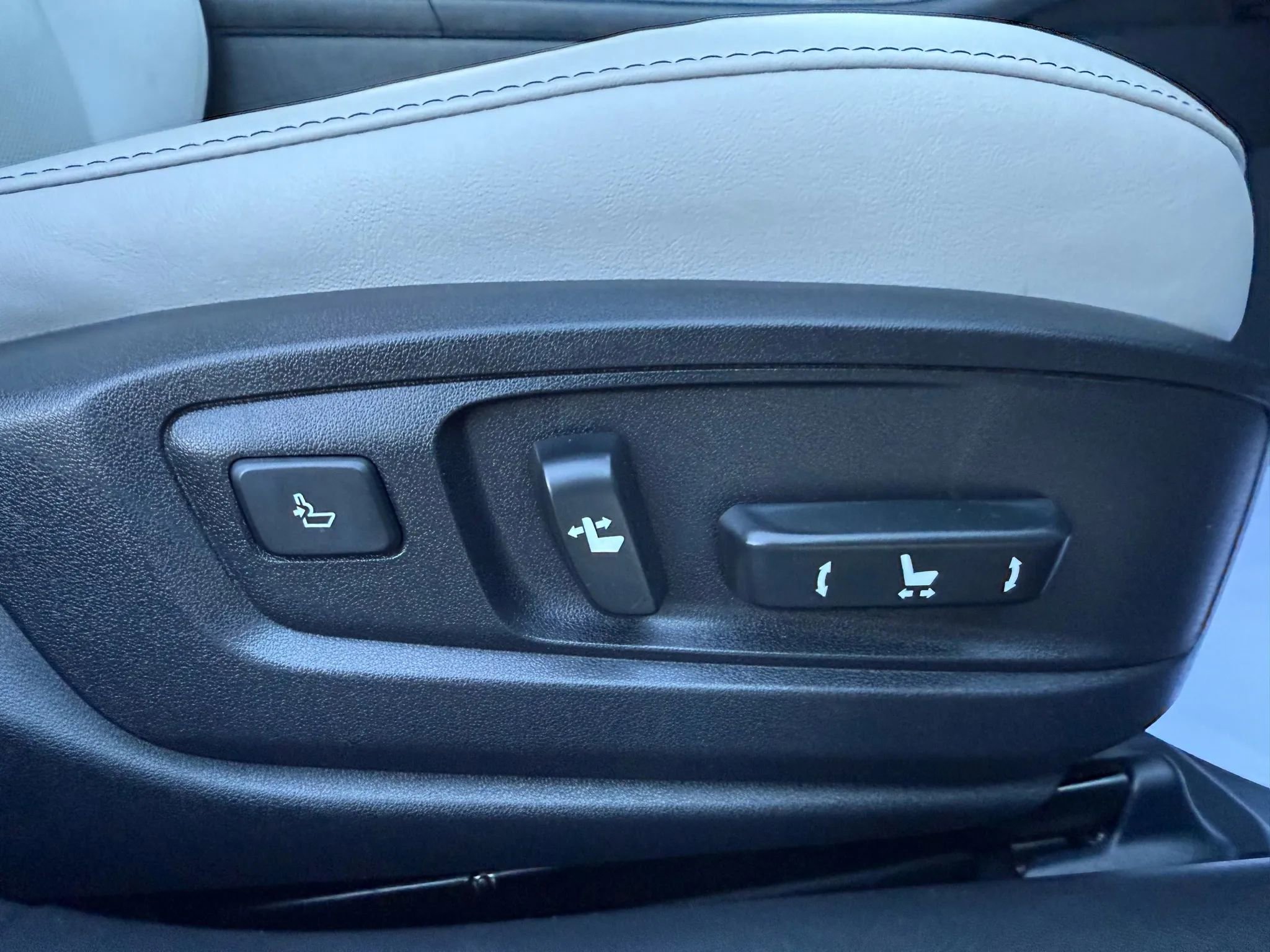 Used 2018 Lexus ES 350 w/ Premier Package image 26