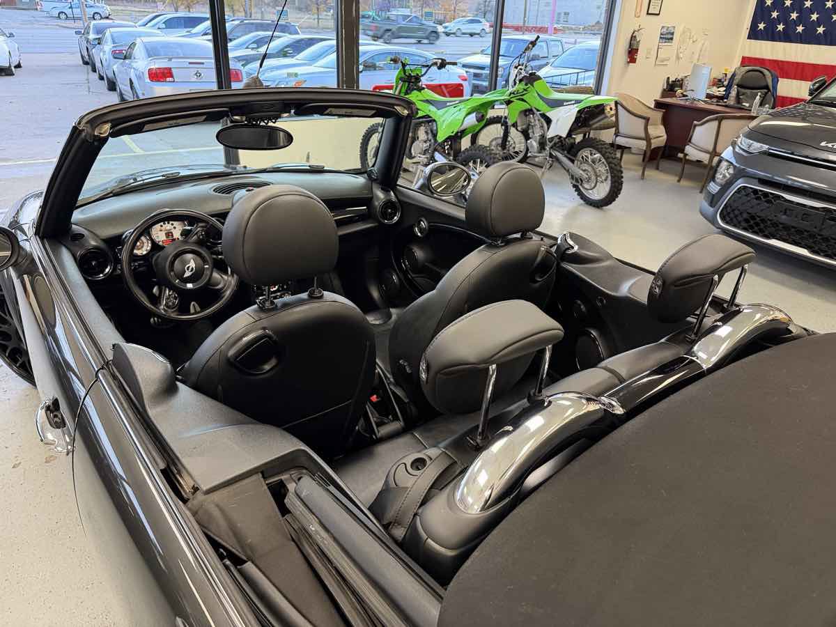 Used 2014 MINI Cooper S image 22