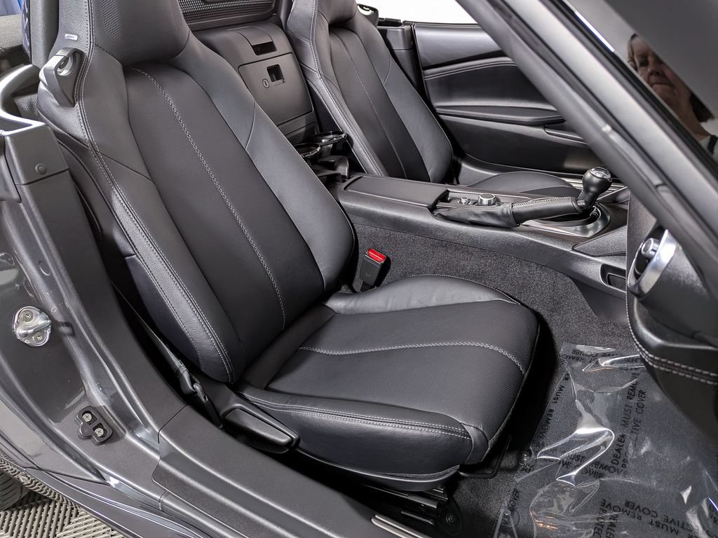 Used 2022 MAZDA MX-5 Miata Grand Touring RWD image 37