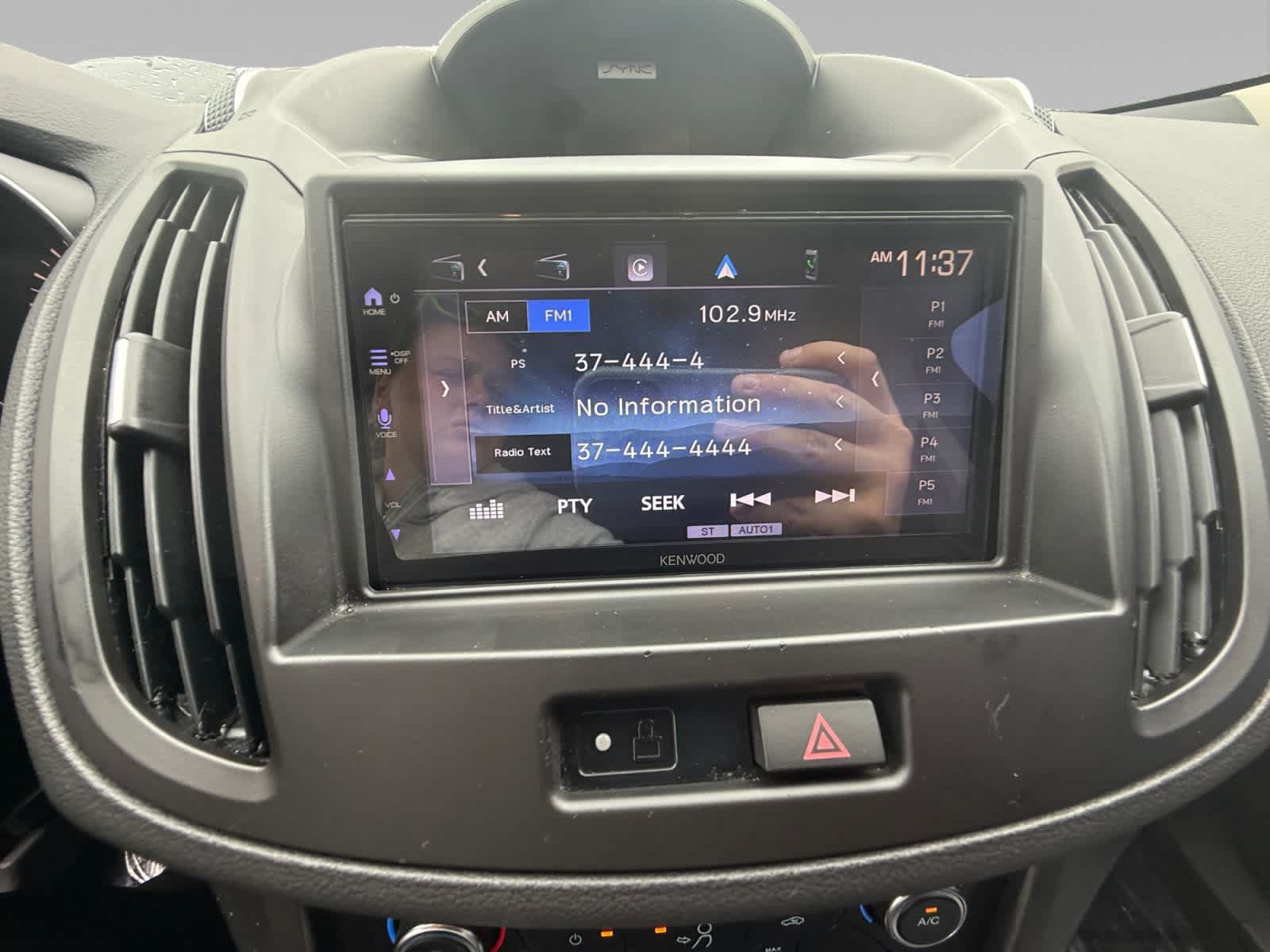 Used 2017 Ford Escape SE FWD image 14