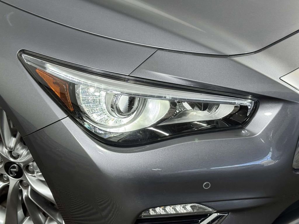 Used 2020 INFINITI Q50 Luxe w/ Essential Package (3.0T Luxe) AWD/4WD image 15