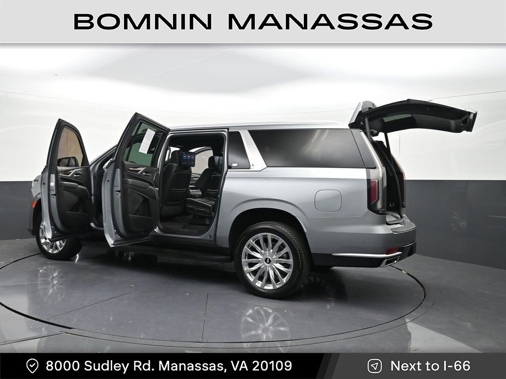 Used 2024 Cadillac Escalade ESV Premium Luxury AWD/4WD image 47